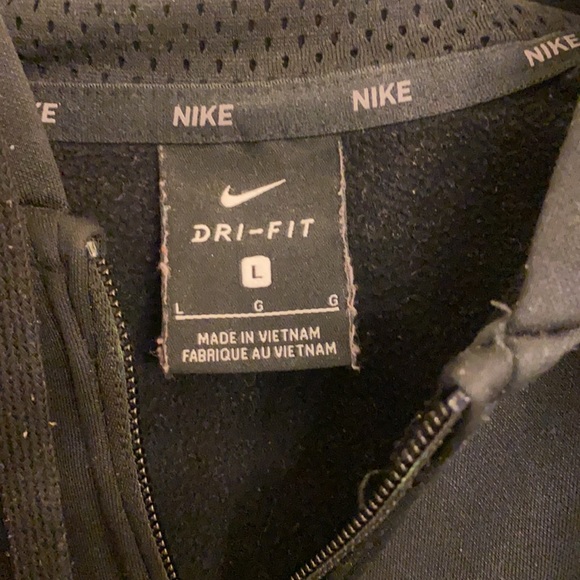 Nike hoodie, pre owned, in good condition - Picture 2 of 3